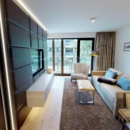 Apartment White Pearl 1.04